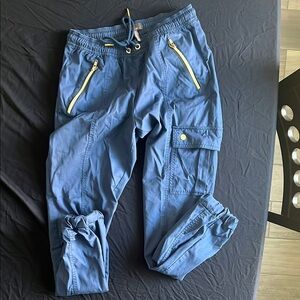 Jaanuu Blue Jogger scrub pants with drawstring. extra small-used
